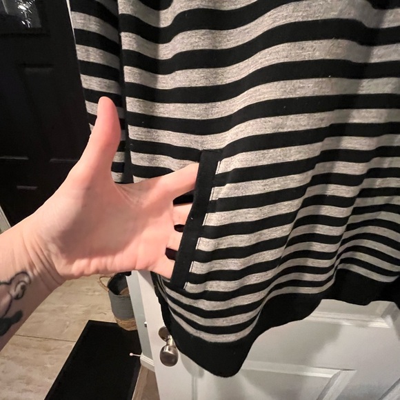 Striped Black and White Women's Sweater - Picture 5 of 8